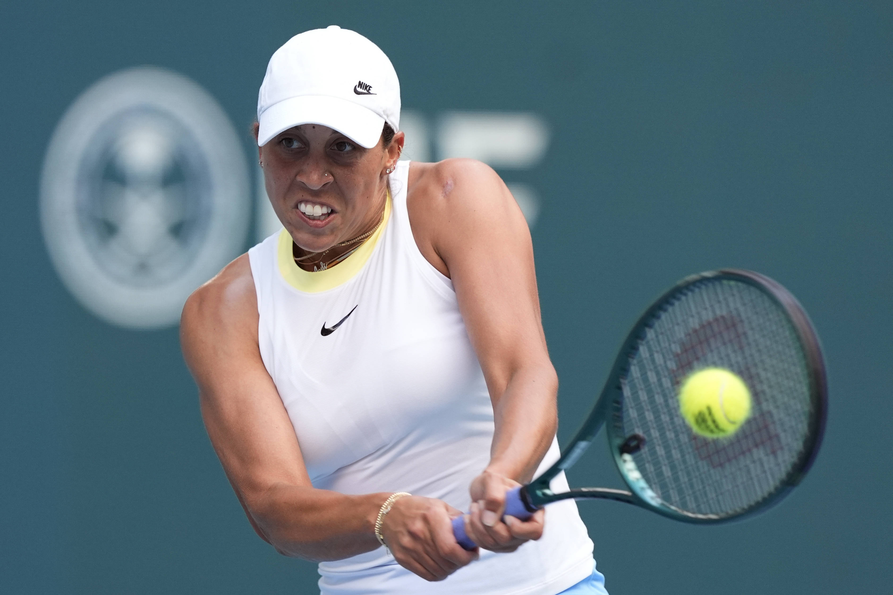 正全力以赴 正全力以赴