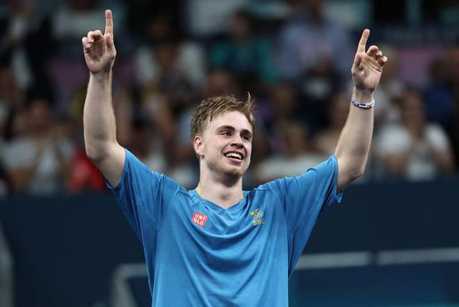 鄧弗裏斯憑 鄧弗裏斯憑