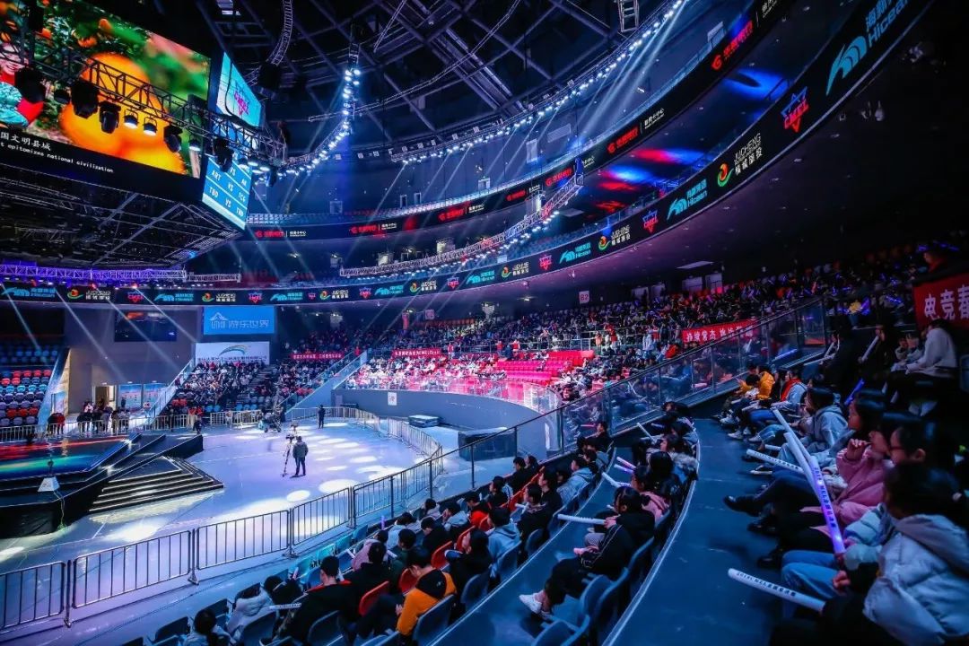 期待已久的 期待已久的